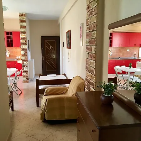 Coral Apartment *